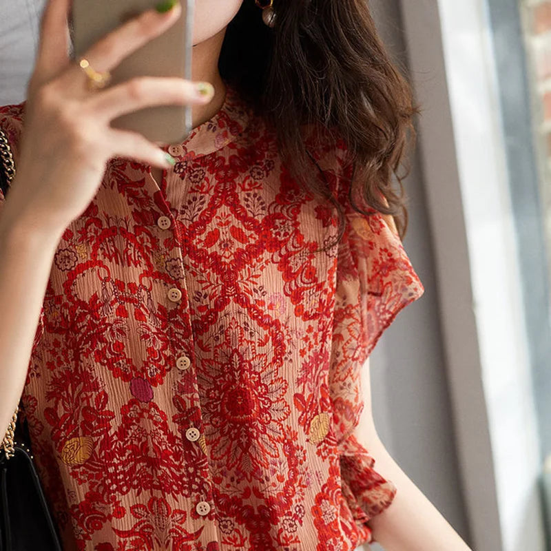 Blouse vintage en chiffon avec volants pour une élégance estivale