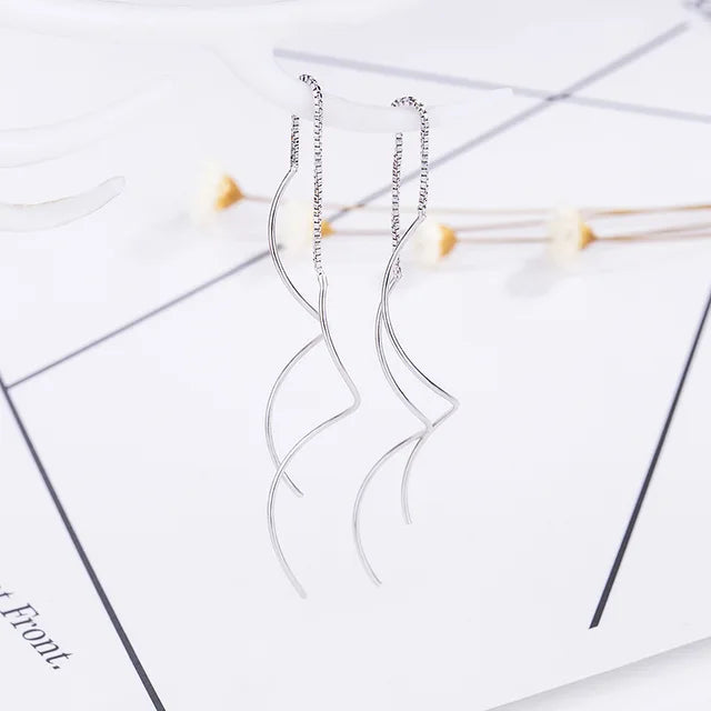 Prachtige Zilveren Golf Oorbellen voor Tijdloze Elegantie