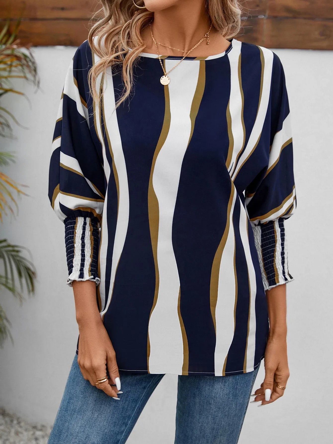 Elegant Summer Blouse with Owl Eater Fashion