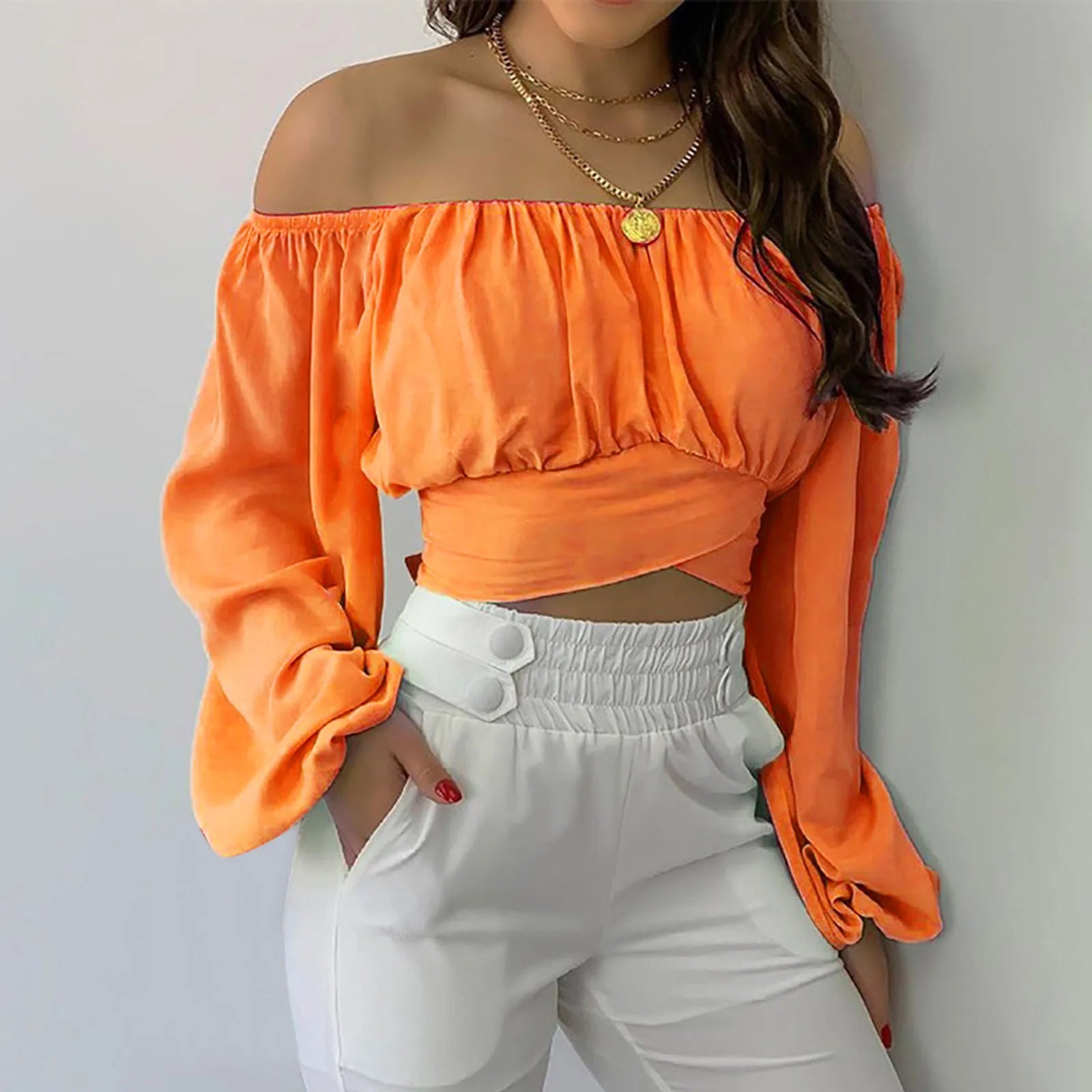 Schattiges Off-Shoulder Crop Top