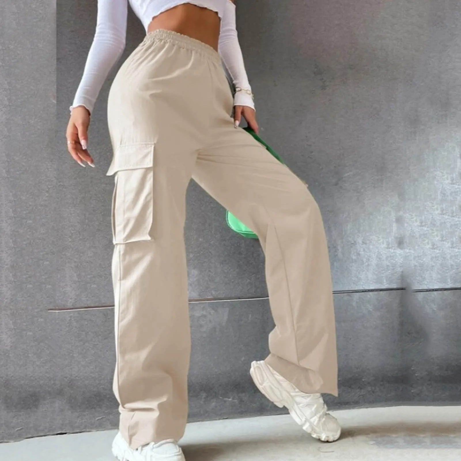 UrbanChic pantalón cargo de moda con piernas anchas