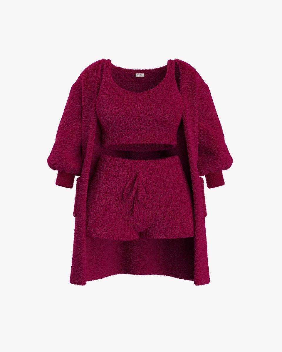 Bordeaux fleece set bestaande uit een zachte top, trui en korte broek, perfect voor warmte en comfort.