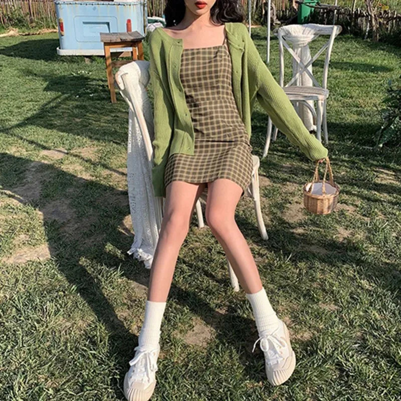 Zoki's Avocado Green Vintage Check Dress - Summer Elegant Class
