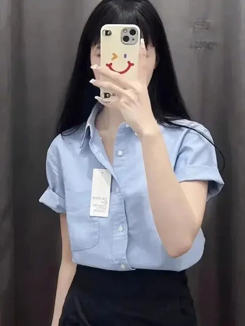 ModeTrend's Stijlvolle Zomer Shirts voor Vrouwen