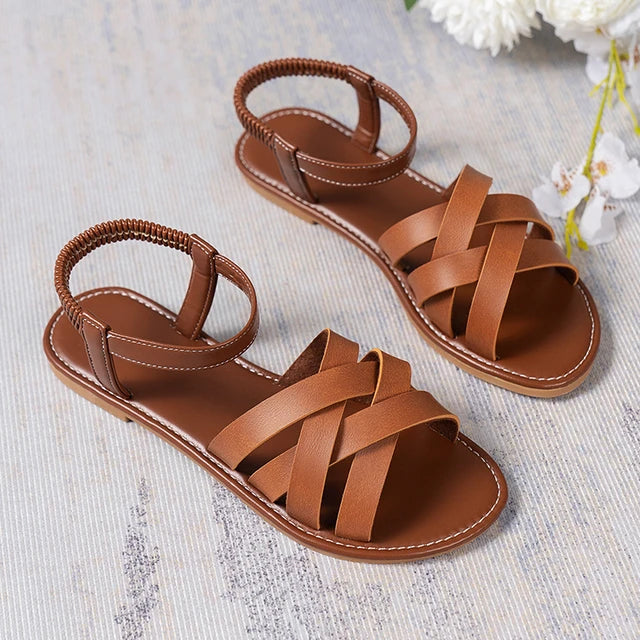 Trendige römische Sandalen für Frauen