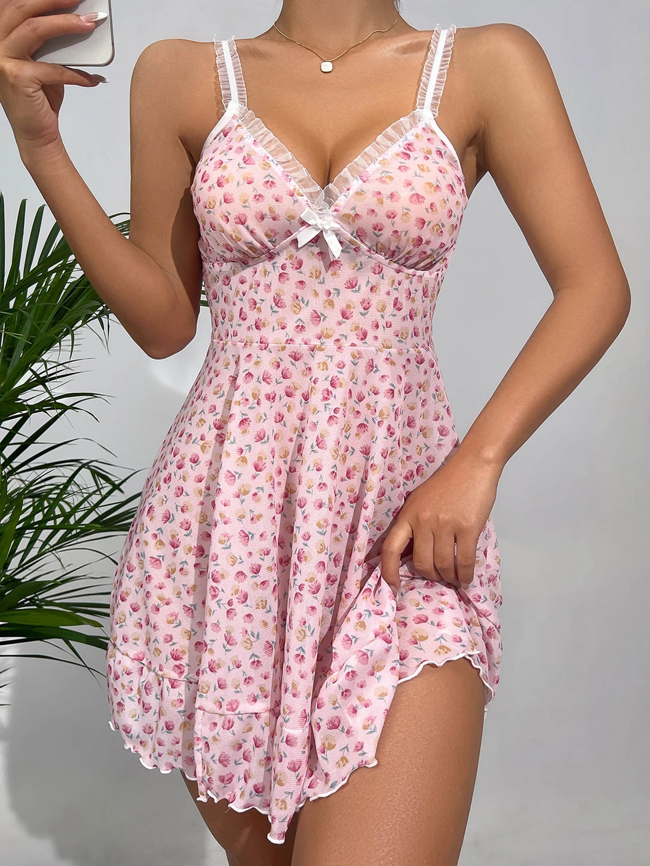 Serene Dromen Zomerse Roze Bloemen Kant Sexy Nachthemd met Riem