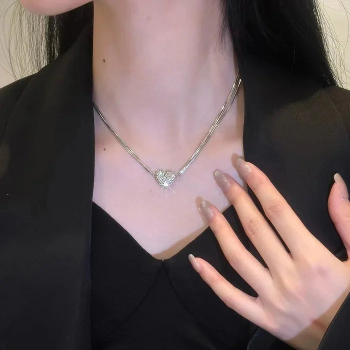 Feel the Magic of Connection with "Together Strong" - A Unique Piece of Jewelry!