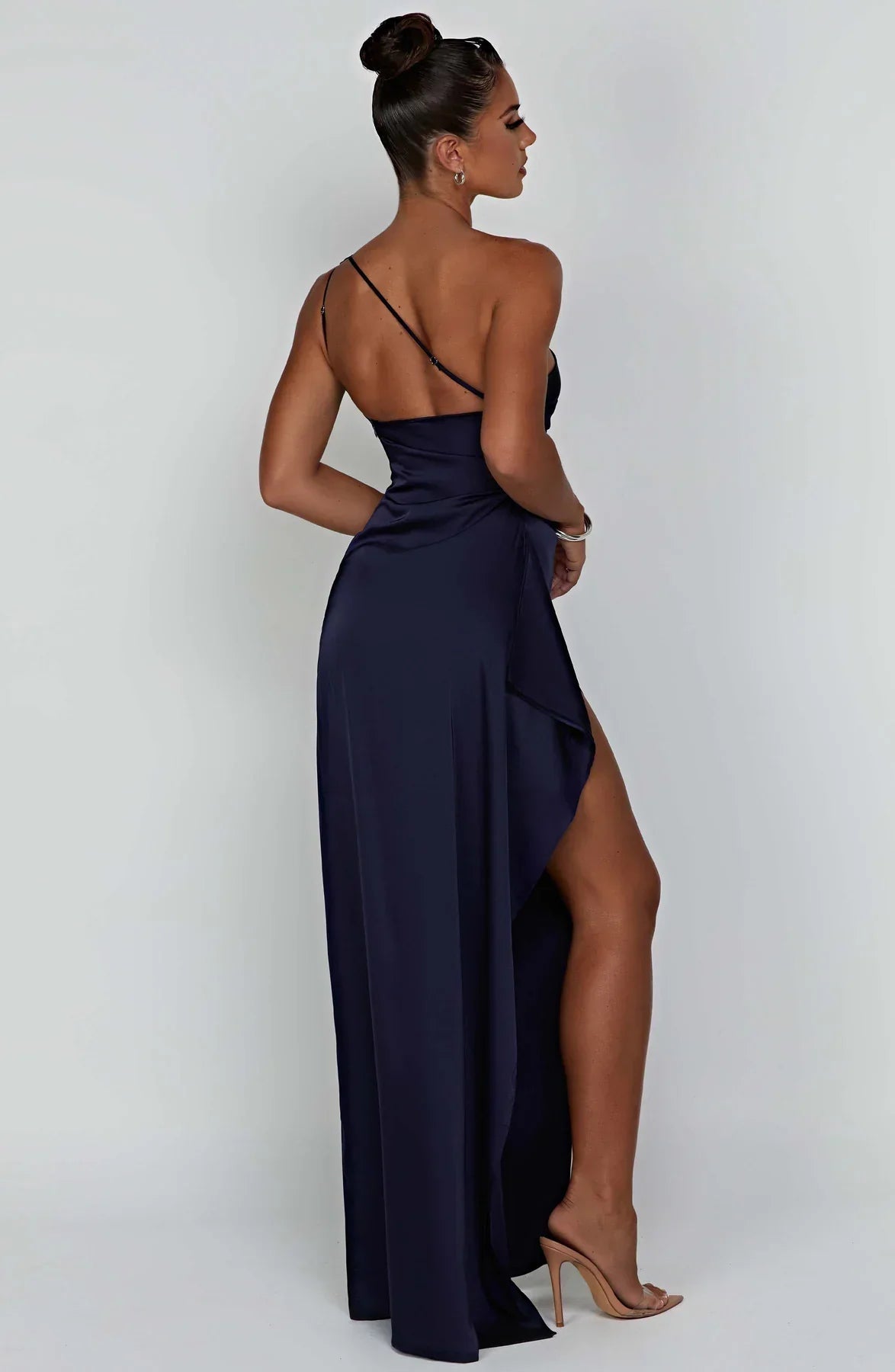 Velanora Dress | Geplooide Satijnen Split Jurk