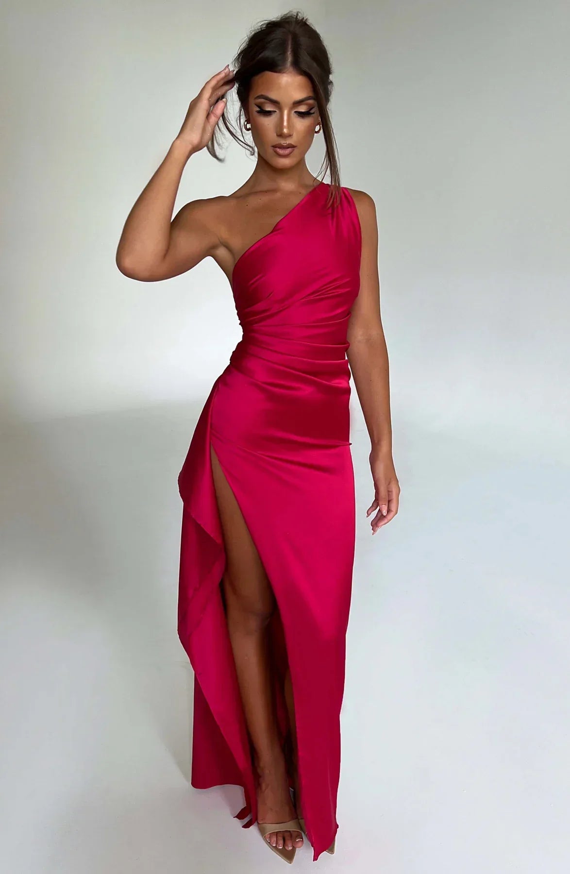 Velanora Dress | Geplooide Satijnen Split Jurk
