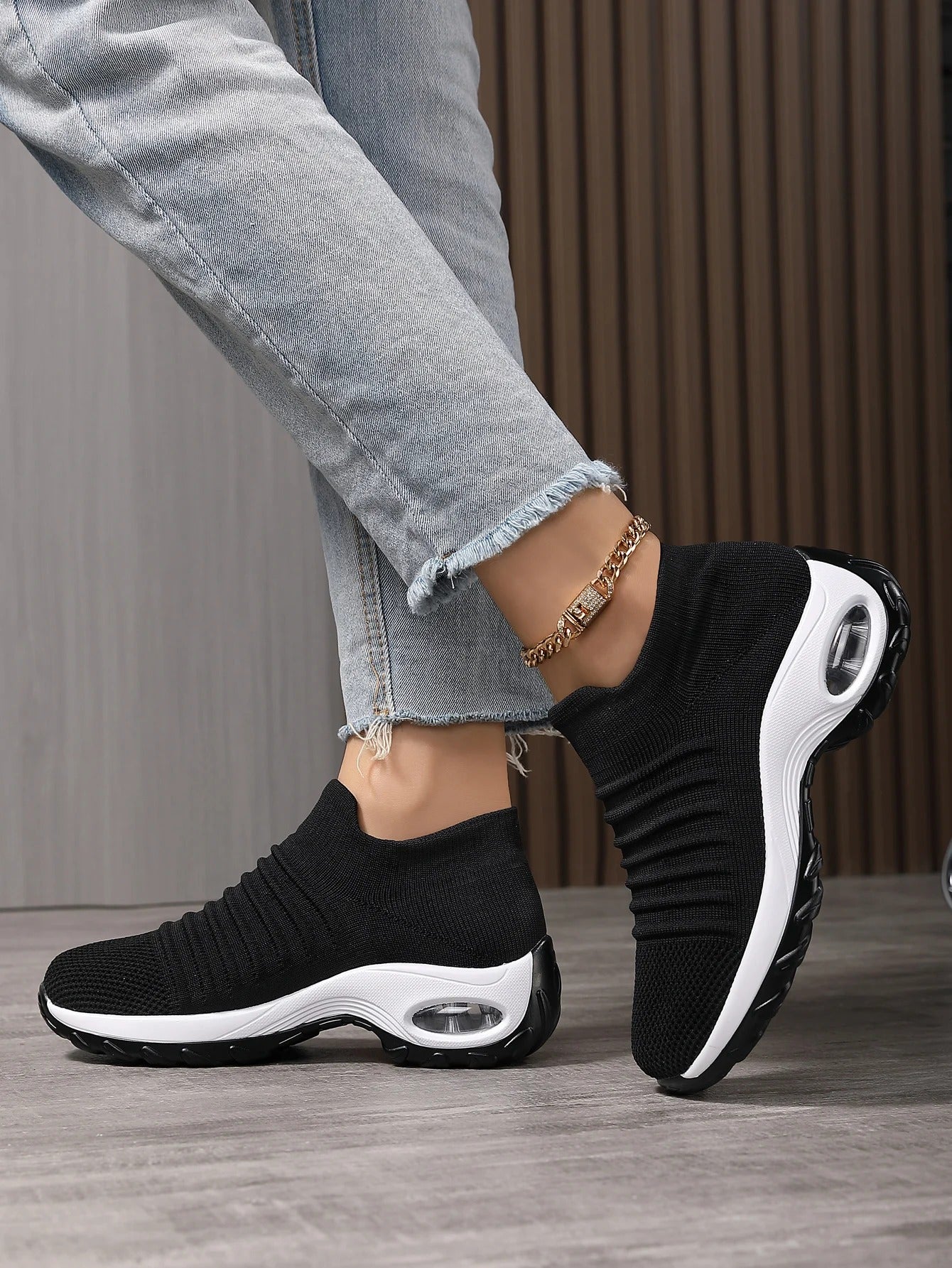 VELANORA Zwarte waterdichte zachte zool lichtgewicht Dames instappers