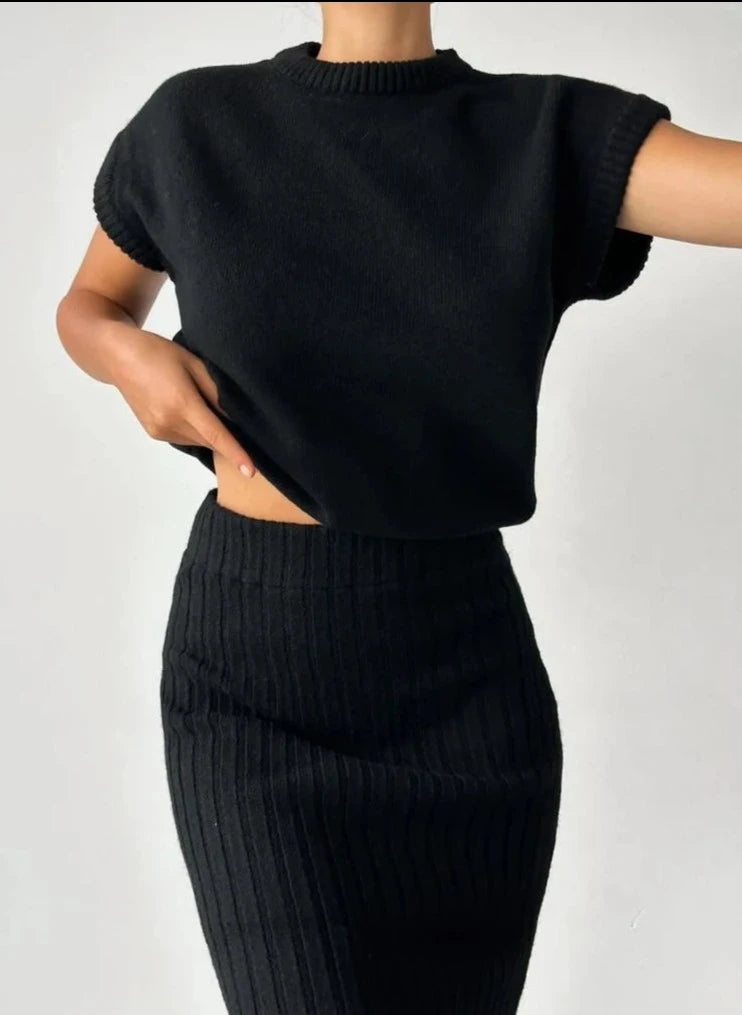 Betoverende Elegantie – Gebreide Rok en Mouwloos Vest Set voor Dames, Luxe Winter Ensemble
