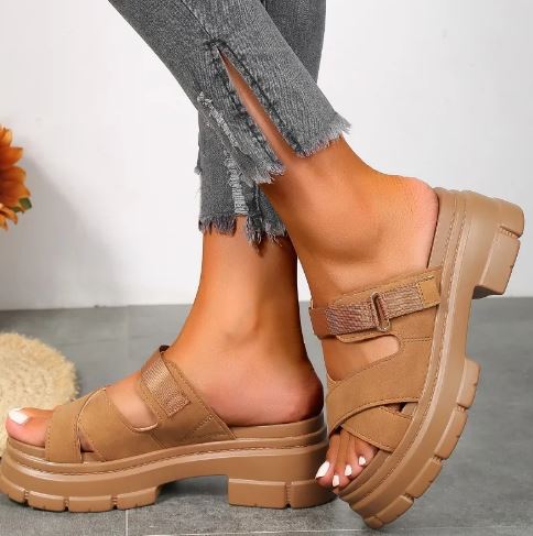 Velanora - Sculpt orthopädische Keilsandalette