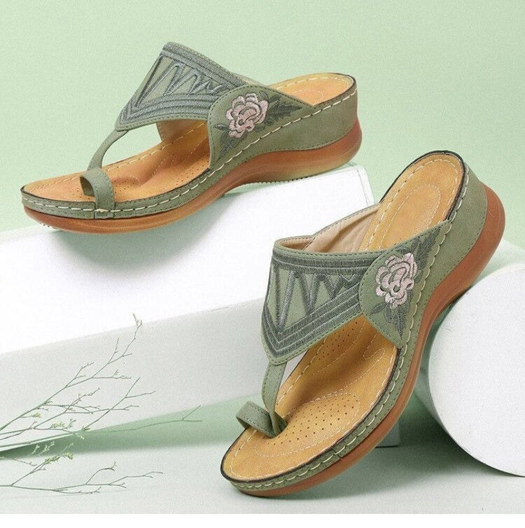 Orthopedic Women's Sandals with Floral Embroidery - Velanora
