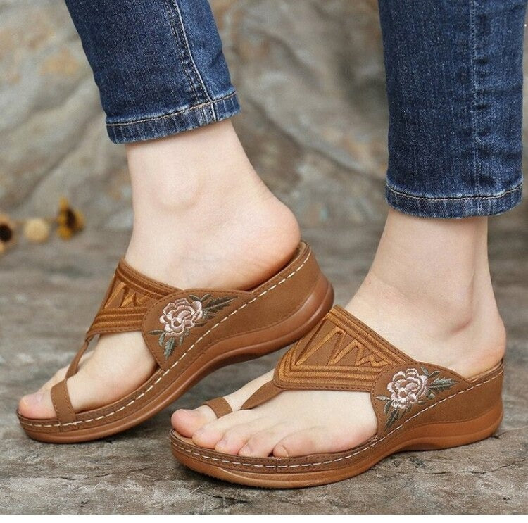 Orthopedic Women's Sandals with Floral Embroidery - Velanora