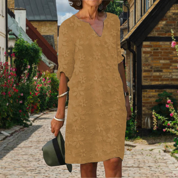 Renée | Elegant V-neck summer dress with floral pattern