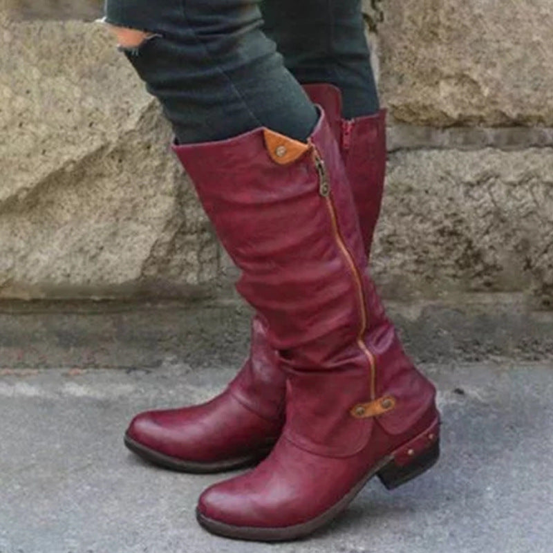 High boots with round toe and blue side zipper