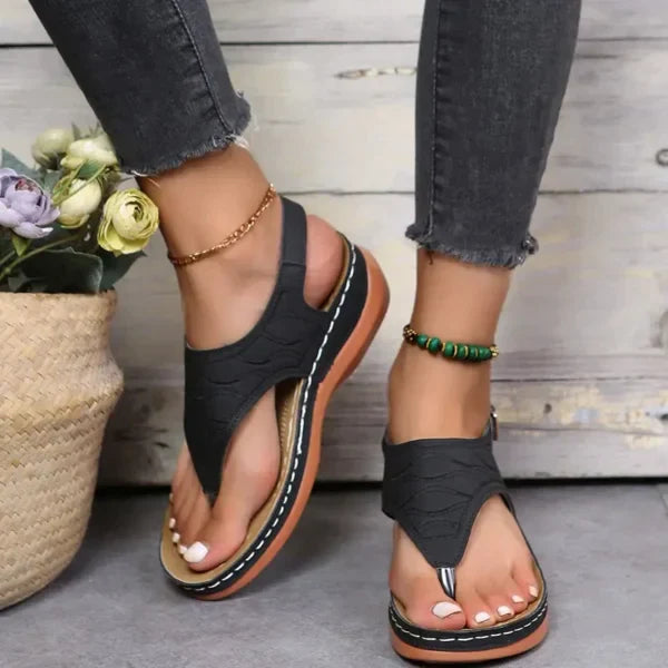 Stilvolle Sandalen von Glänzend