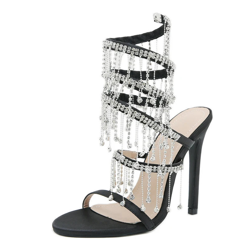 LuxeChic Glänzende Kristall Quasten Sandalen