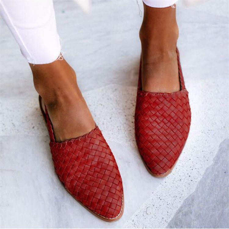 Lily flat sandals for stylish and comfortable days