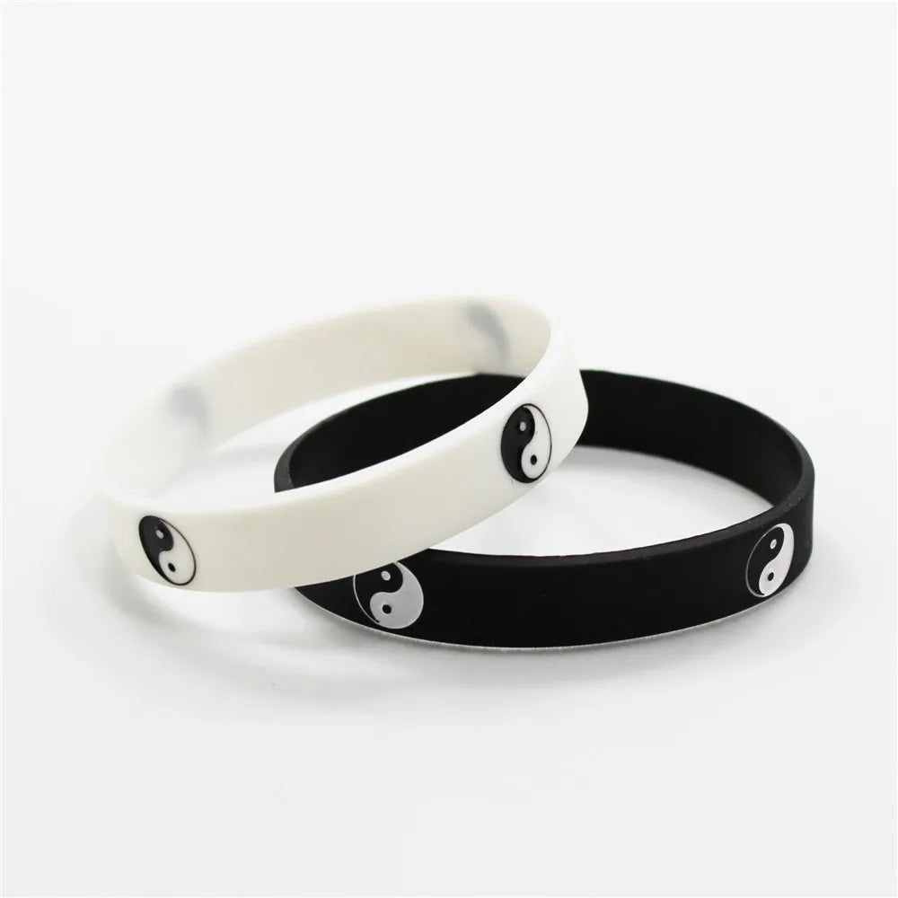 GlowGlorie Coole Tai Chi Siliconen Polsband in Zwart en Wit