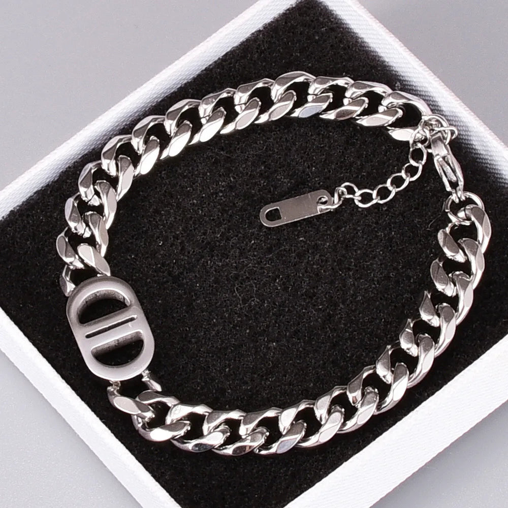 Hippe Nieuwe Trendy Choker met Duidelijk Briefdesign