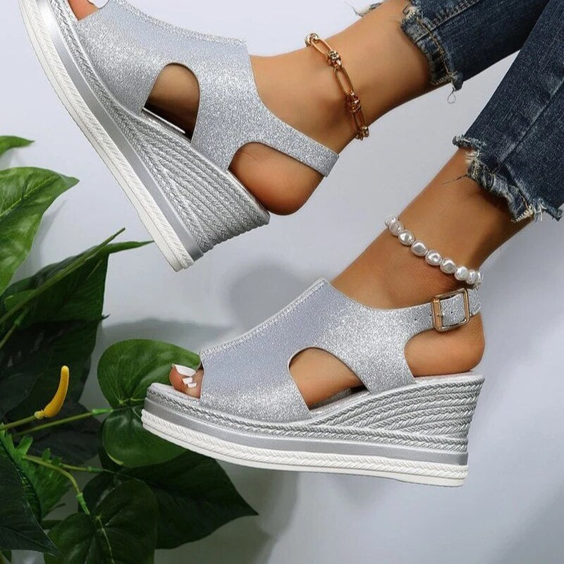 Velanora- Orthopedic wedge heels for the summer