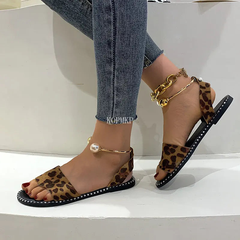 New Summer Glow Pearls Sandals