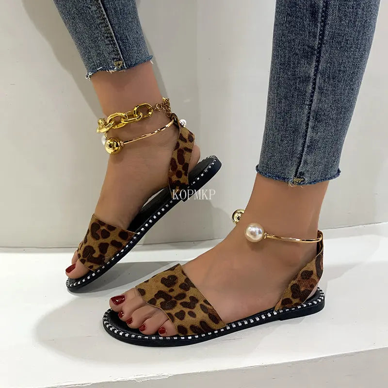 New Summer Glow Pearls Sandals