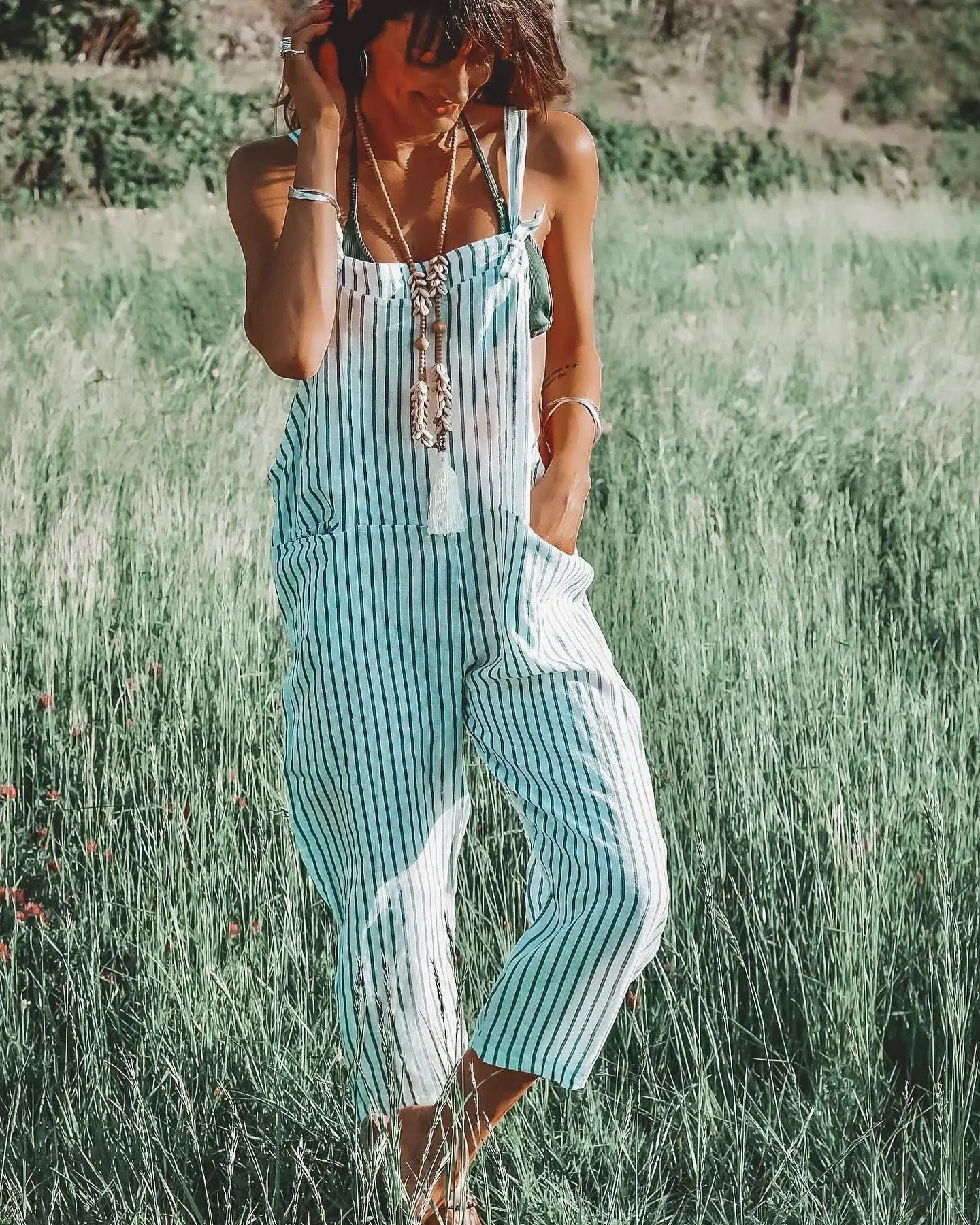 Nova Damen Oversized Lange Latzhose für Trendige Frühlingslooks