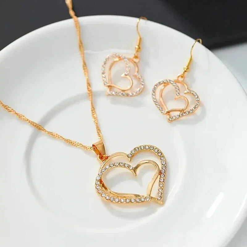 Enchanting 3-piece Heart-shaped Jewelry Set for Romantic Moments