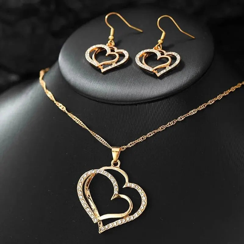 Enchanting 3-piece Heart-shaped Jewelry Set for Romantic Moments