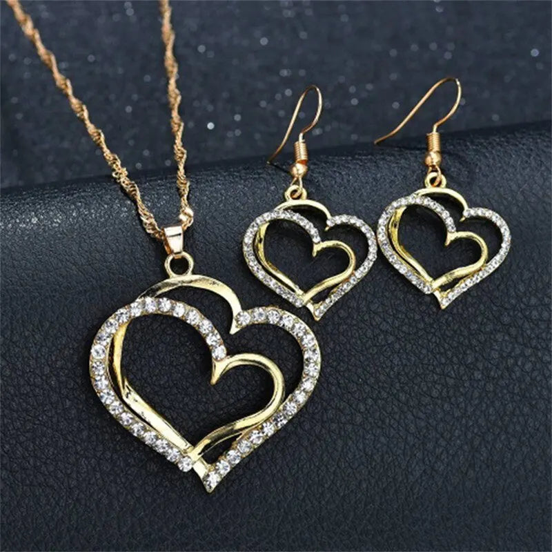 Enchanting 3-piece Heart-shaped Jewelry Set for Romantic Moments