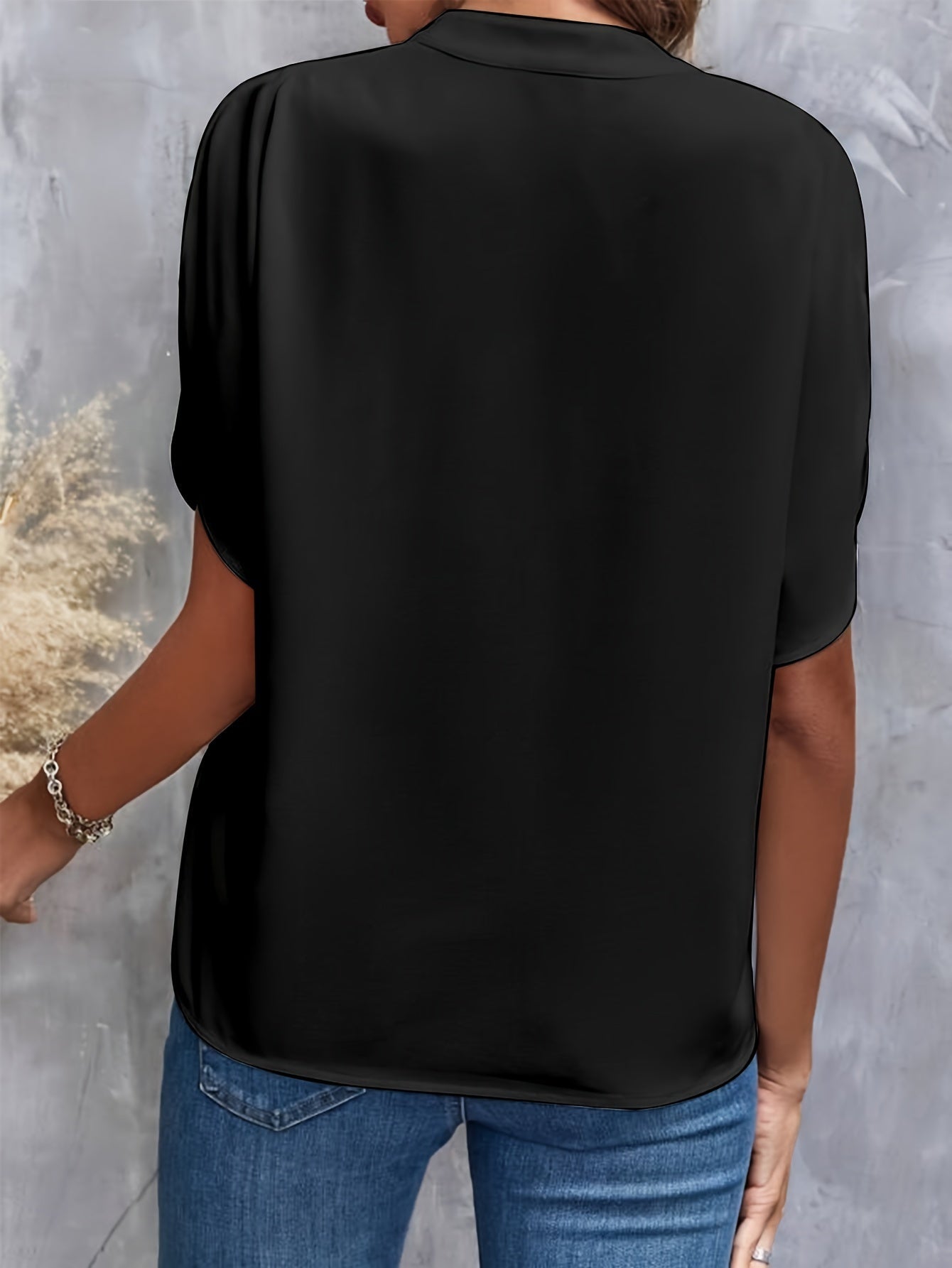 Chic Bella Blouse for Refined Style