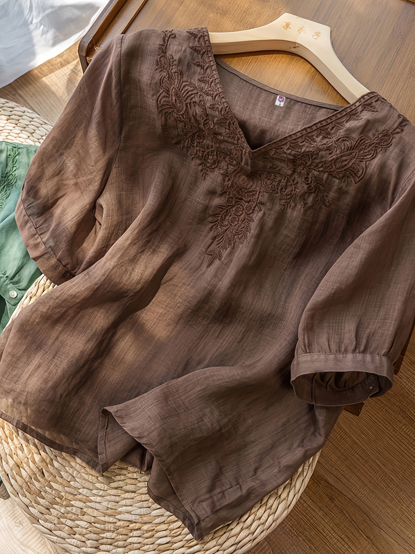 T-shirt Juliet di Eve per uno stile primaverile ed estivo senza tempo