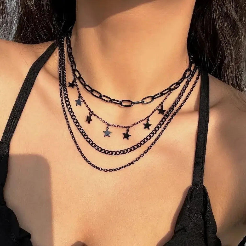 Mystische schwarze Stern- und Quasten-Halsketten-Set für Frauen
