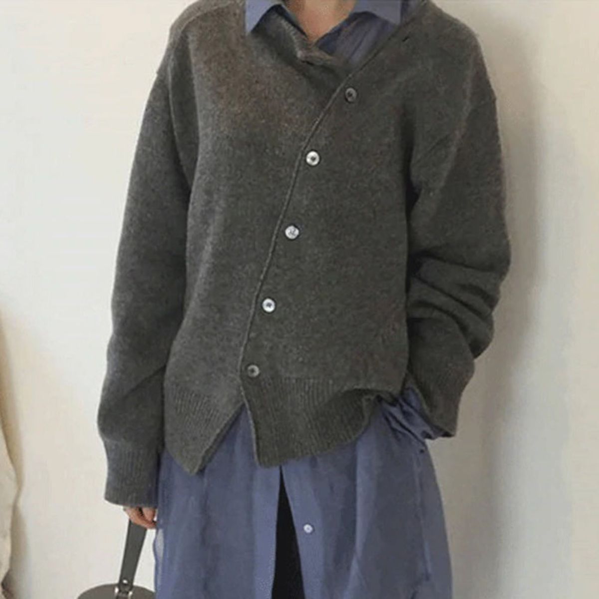Velanora - Morbido cardigan da donna con chiusura diagonale a bottoni