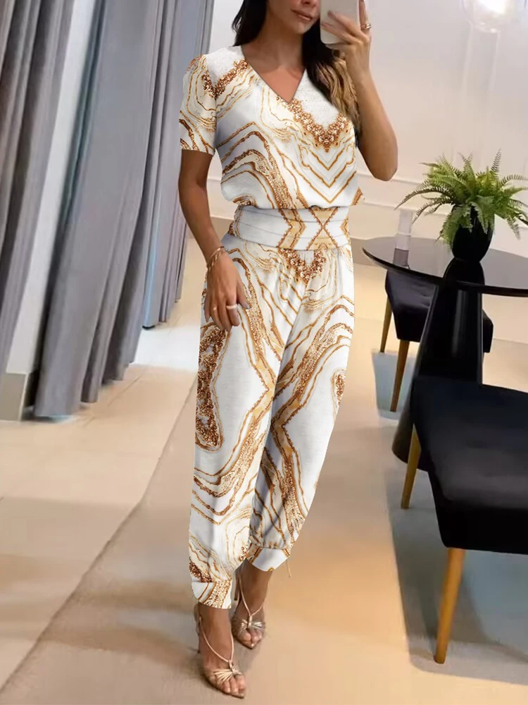 Velanora Stile elegante e outfit femminile