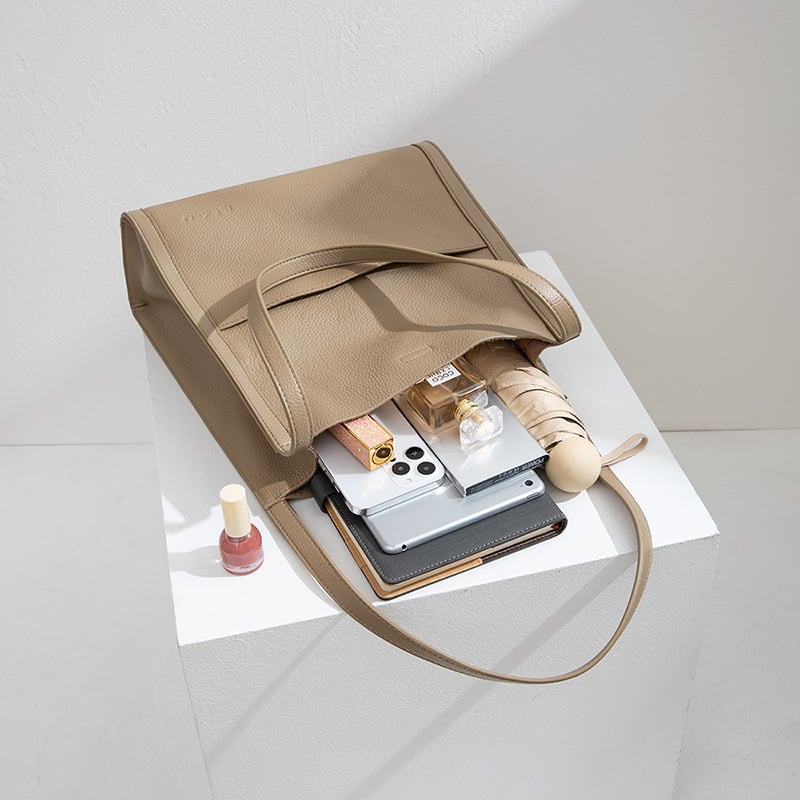 Entdecke die stilvolle Must-Have: Belle Tasche!