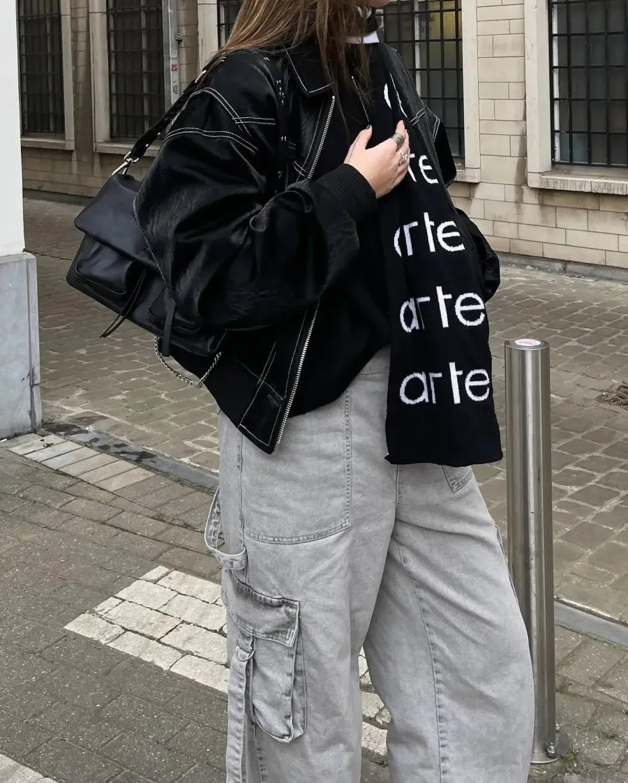 Velanora Übergroße Vegane Leder Damenjacke – Stilvolle Jacke für Herbst und Winter