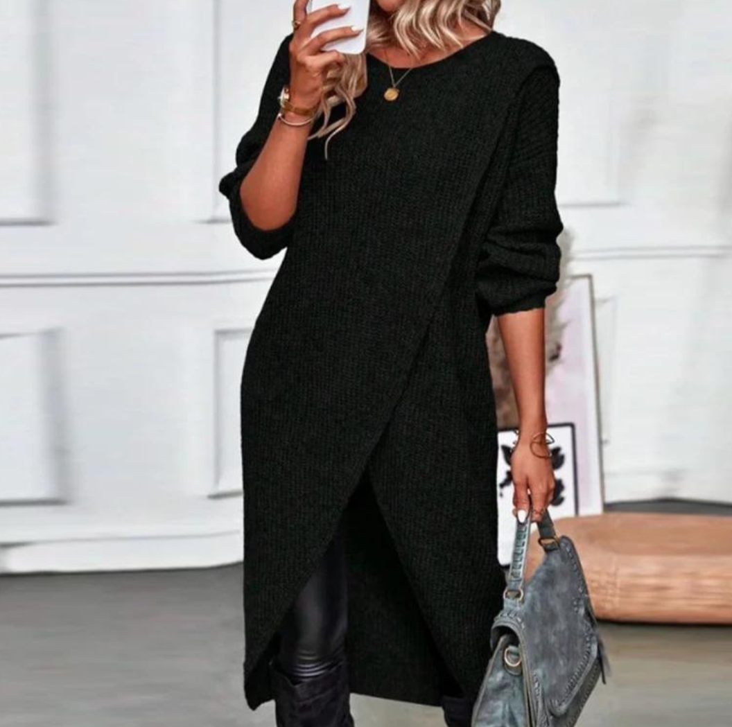 Let Yourself Be Enchanted by Our Beautiful Female Pullover Dress!