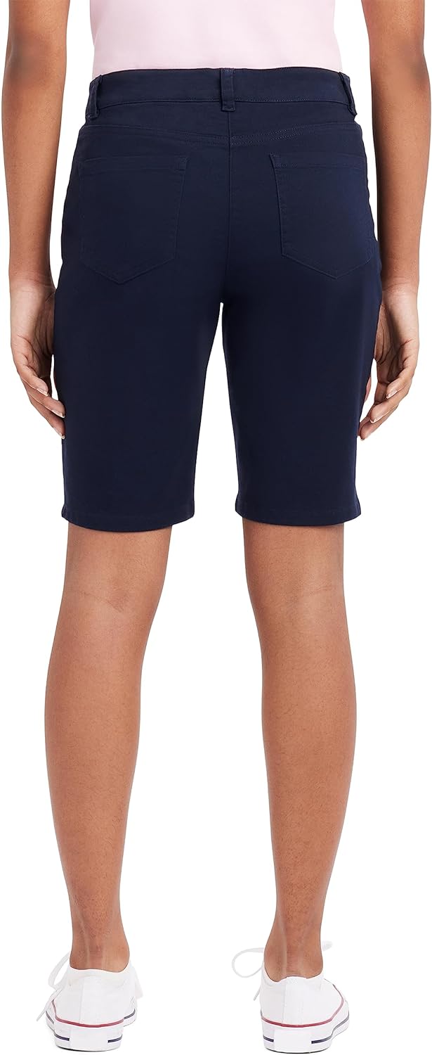 StyleMinded Junior Uniform Bermuda Shorts für modische Sommerlooks