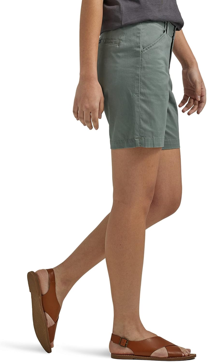 Iconic 7" Chino Walkshort for Style-Conscious Ladies