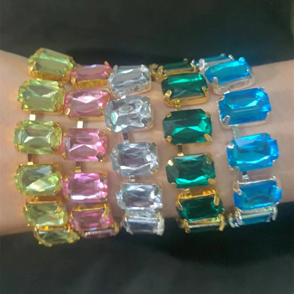 CrystalAura Pietra Rettangolare Colorata con Strass Lucenti e Perline di Vetro