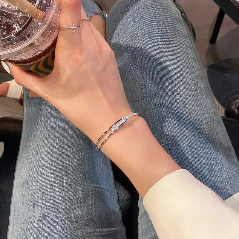 SparkleGlam Bracciale Aperto Inline in Zirconia Cubica Argento
