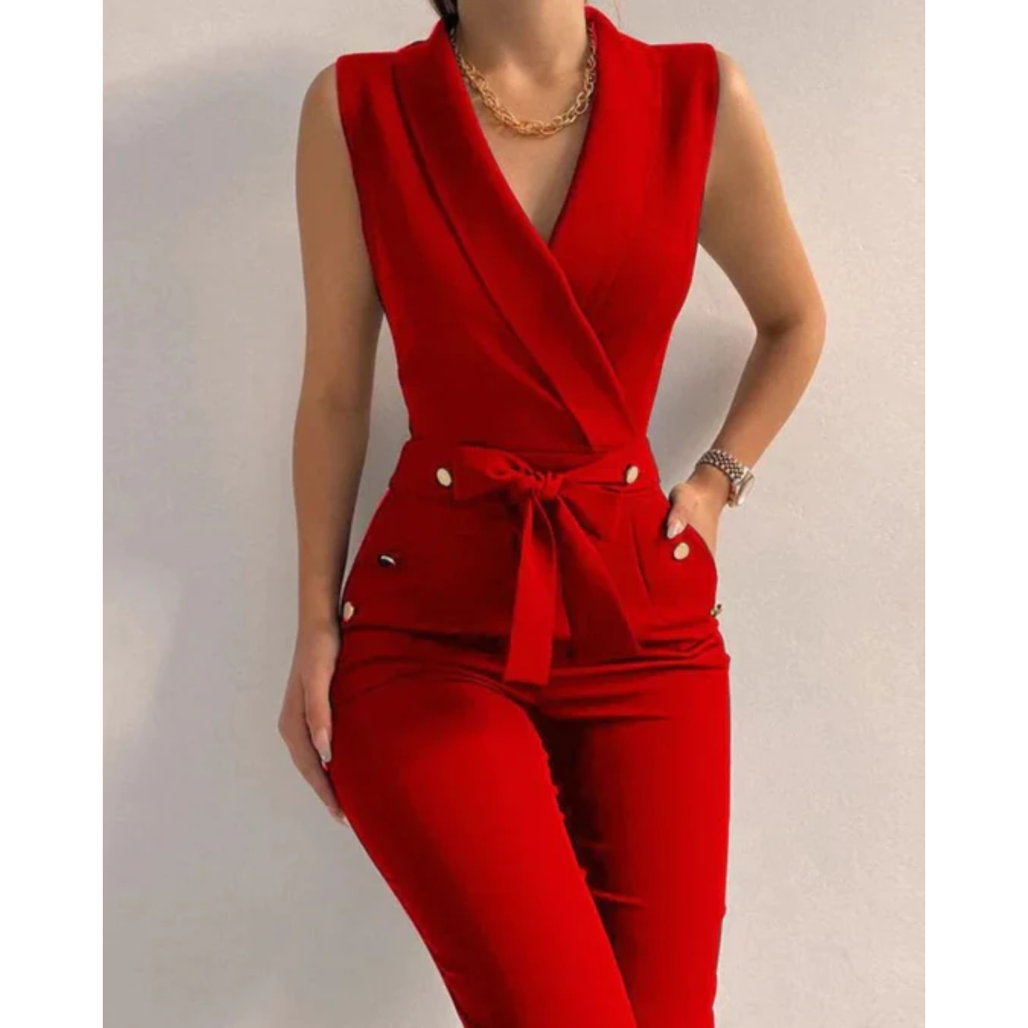 Velanora Jumpsuit | Chic & Sleeveless Comfort