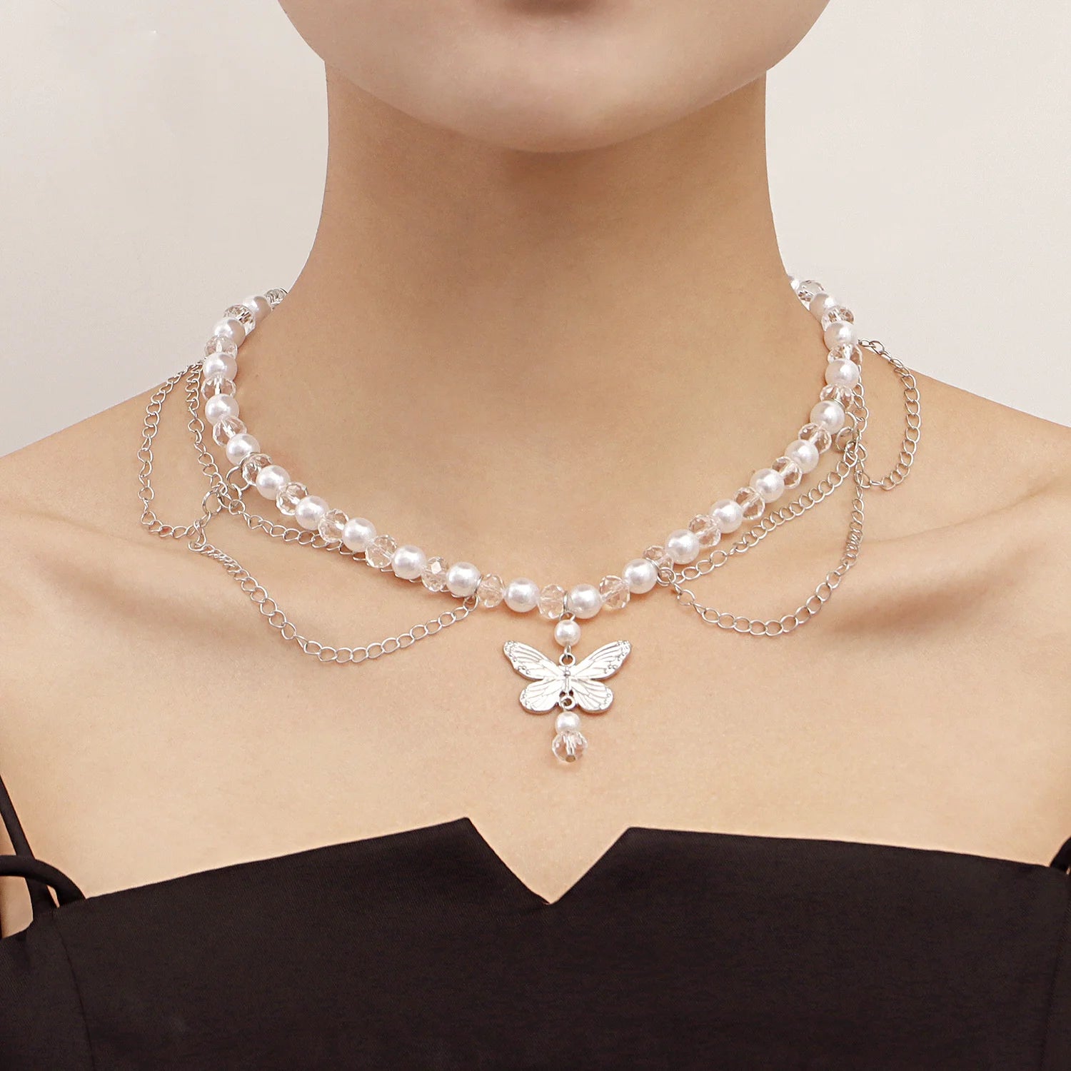 Aurora Love Butterfly Kruis Halsketting met Parelkwastjes