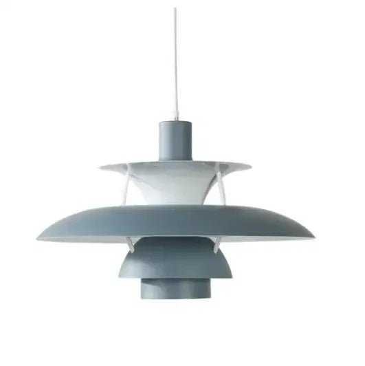 Aurora Luxe Plafondlamp in een elegante lichtgrijze afwerking, met gelaagd ontwerp en energiezuinige verlichting, ideaal voor een moderne en stijlvolle inrichting.