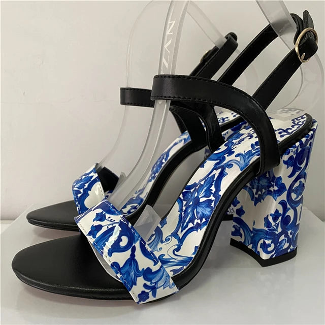 ZomerGloed Blue and White Porcelain Print Sandals