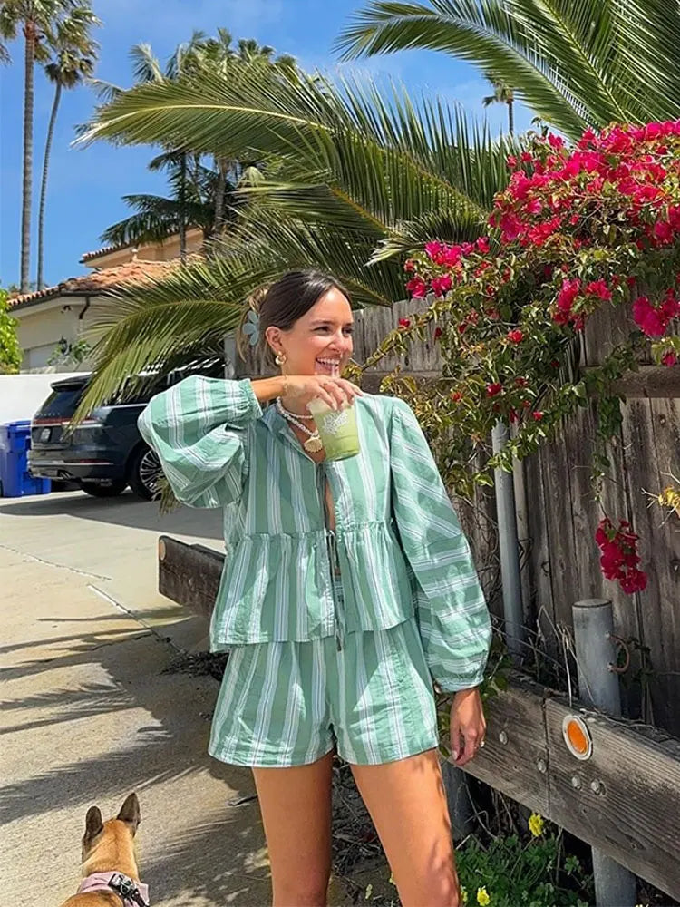 ModaLuxe Summer Checkered Outfit