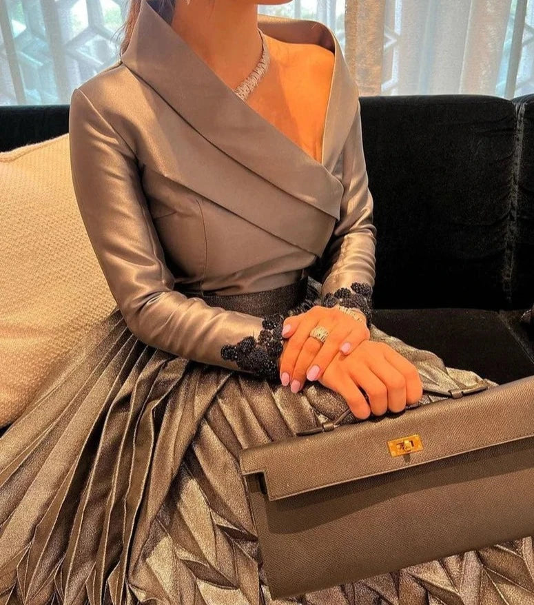 Belladonna A-Linien V-Ausschnitt Lange Ballkleid